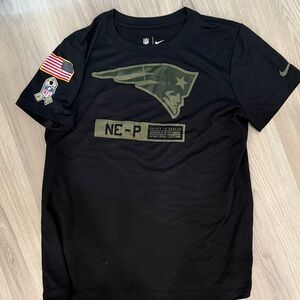 Nike Women’s Salute to Service Patriots Tee